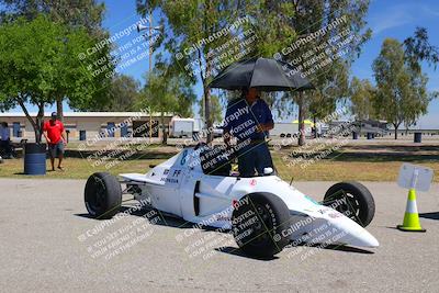 media/Jun-05-2022-CalClub SCCA (Sun) [[19e9bfb4bf]]/Around the Pits/